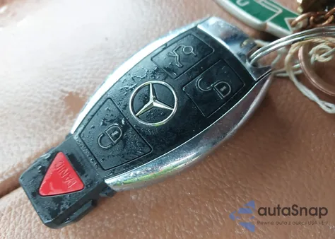 2017 Mercedes-Benz Gls 450 4Matic z USA, uszkodzony, nr VIN 4JGDF6EE7HA854041